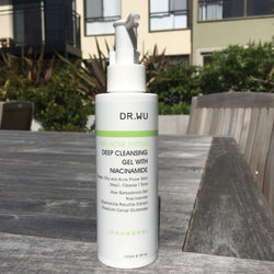 Acnecur Deep Cleansing Gel with Niacinamide